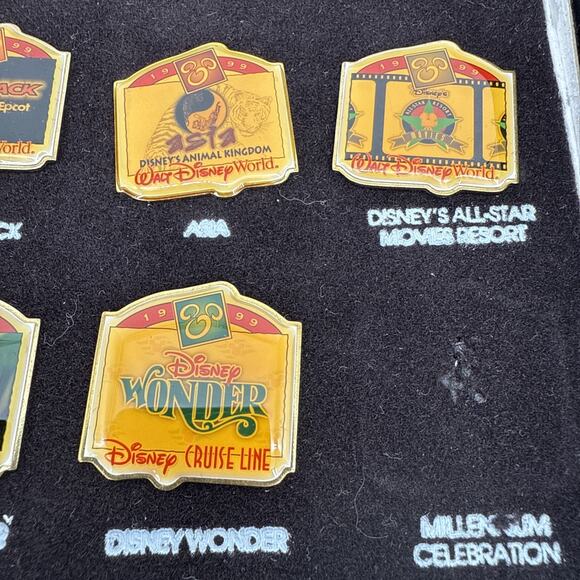 Disney Something New in Every Corner Pin Box Set 12pcs VTG 1999 Missing 1 Pin - Picture 5 of 11